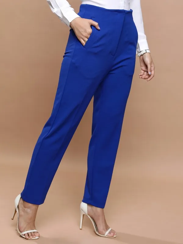  Tokyo Talkies Women Blue Solid Regular Fit Casual Trousers