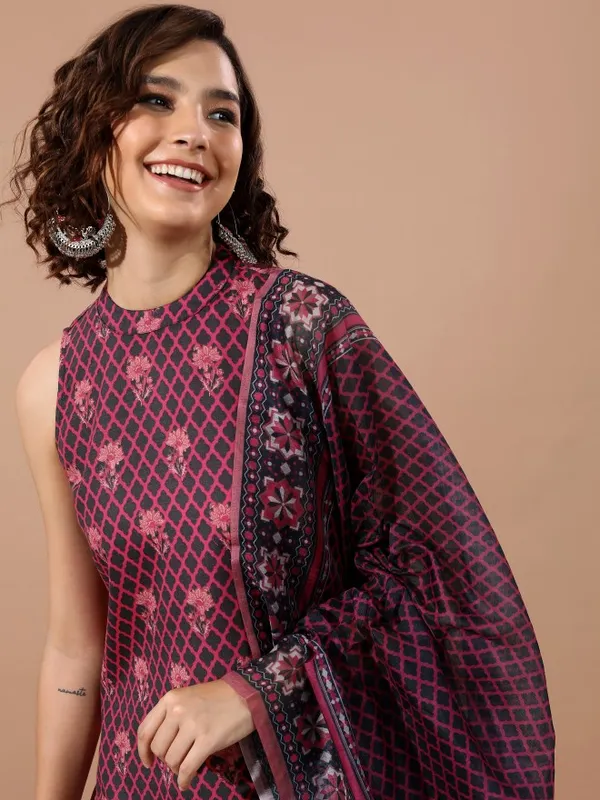  Vishudh Women Charcoal Printed Kurta Sets