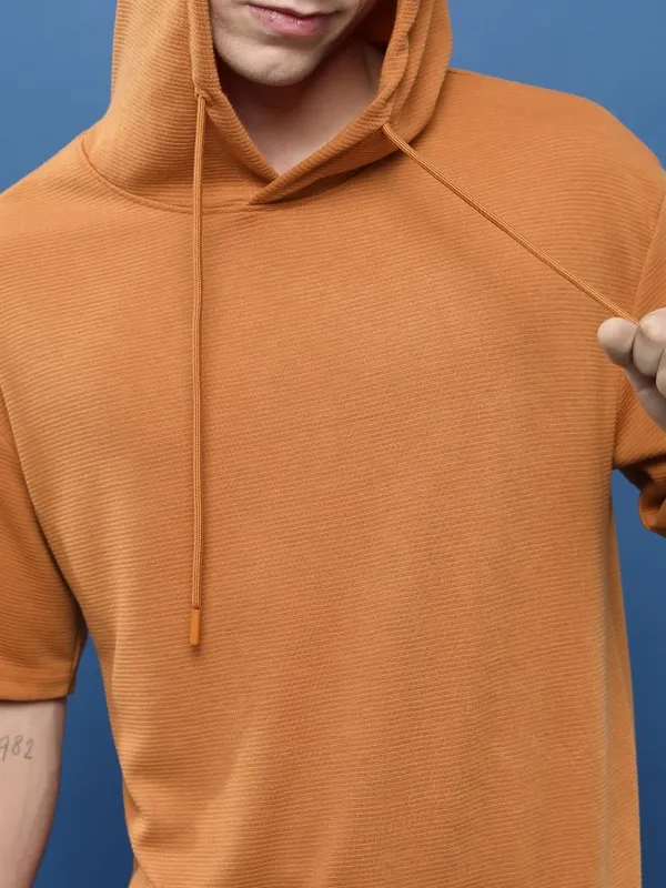 Ketch Men Rust Solid Hooded Oversized Fit T-Shirt