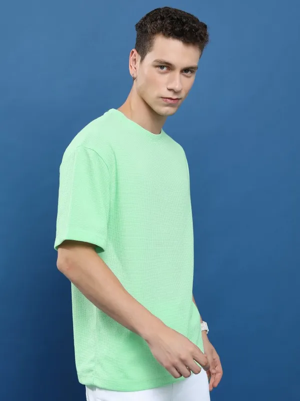 Highlander Men Green Round Neck Solid Oversized Fit T-Shirt