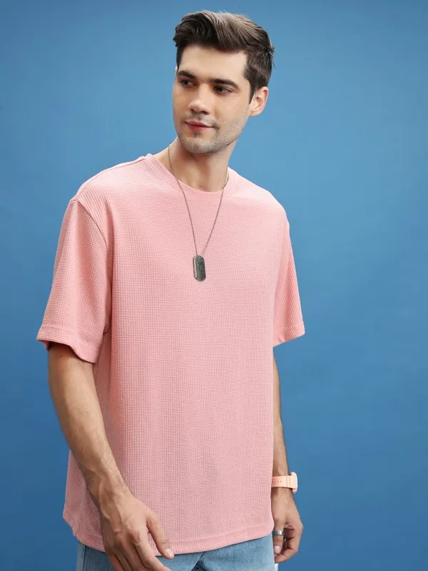 Highlander Men Peach Solid Oversized Fit T-Shirt