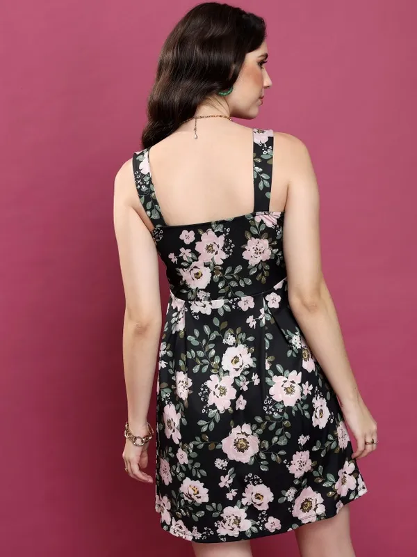  Tokyo Talkies Women Black Printed A-Line Dresses