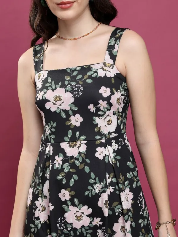  Tokyo Talkies Women Black Printed A-Line Dresses