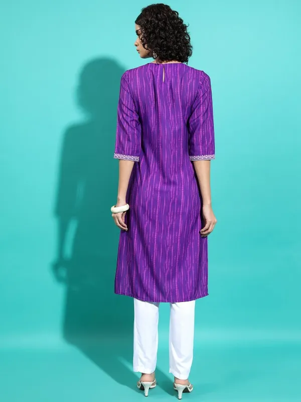  Vishudh  Women Purple Printed Straight Kurtas
