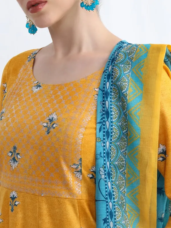  Ketch Women Mustard Printed Kurta Sets