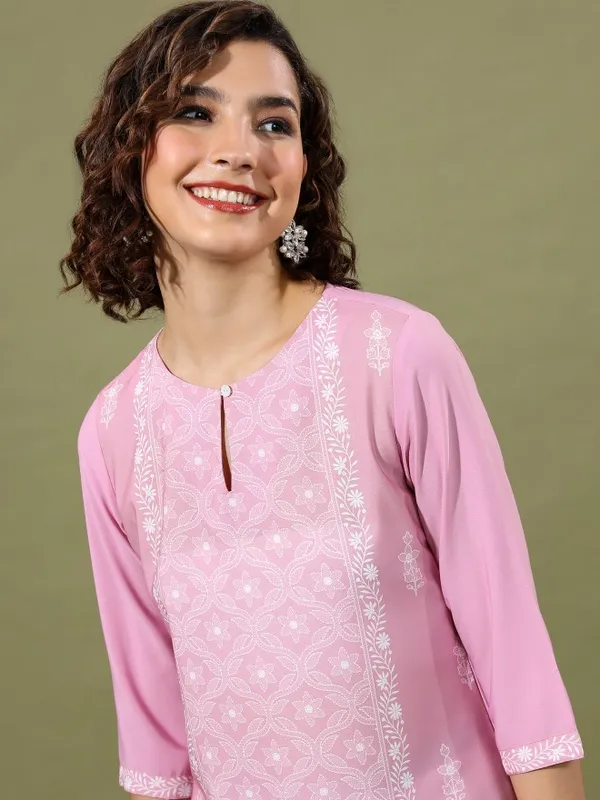  Vishudh  Women Pink Printed Straight Kurtas