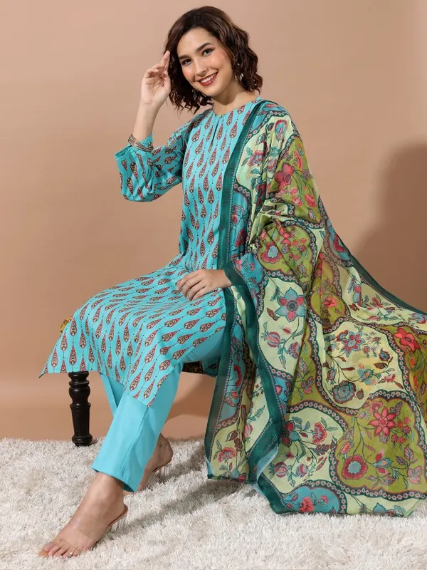 Vishudh Women Turquoise Printed Kurta Sets