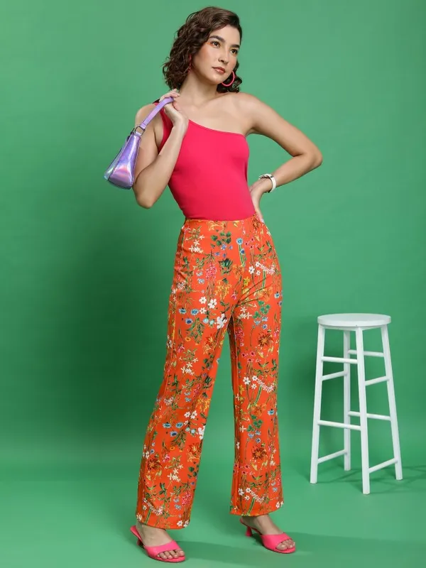  Tokyo Talkies Women Orange Printed Regular Fit Casual Trousers