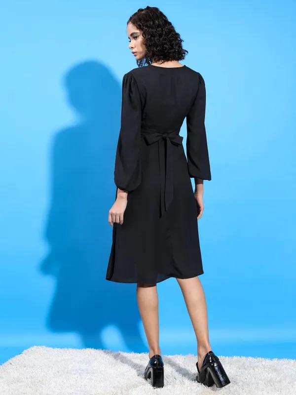  Tokyo Talkies Women Black Solid Wrap Dresses