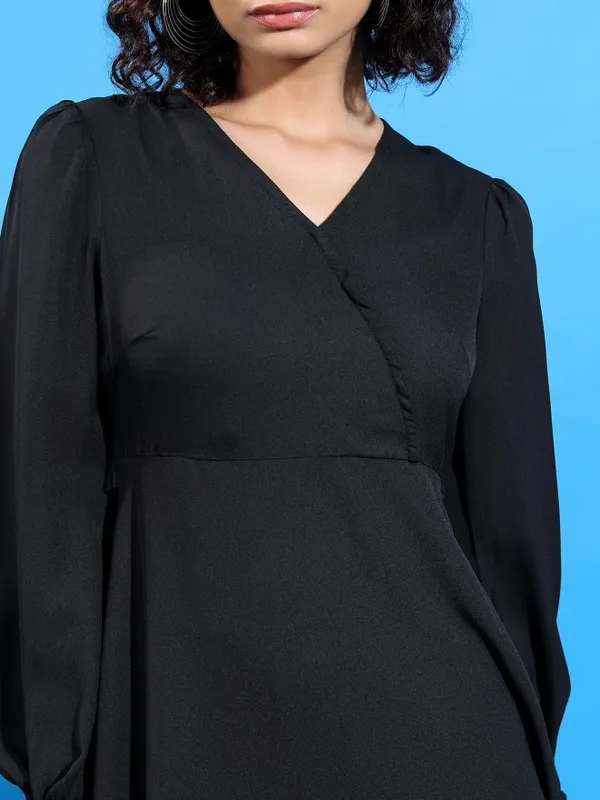  Tokyo Talkies Women Black Solid Wrap Dresses