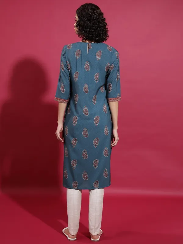 Vishudh Women Blue Printed Straight Kurta