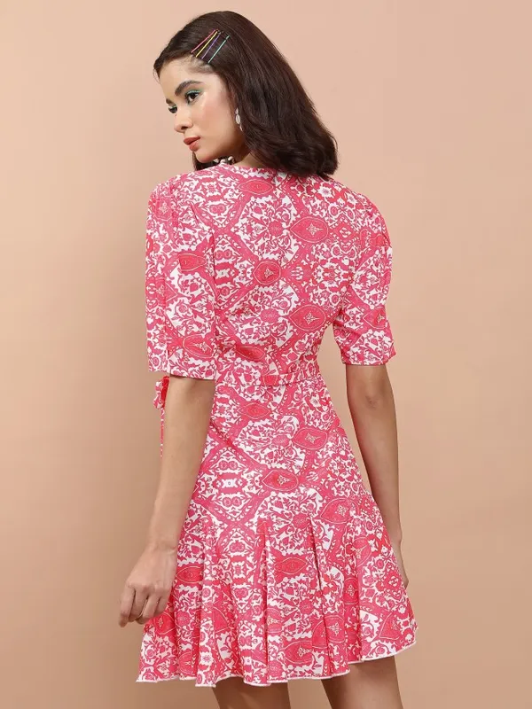 Tokyo Talkies Women Fuchsia Printed Wrap Dress