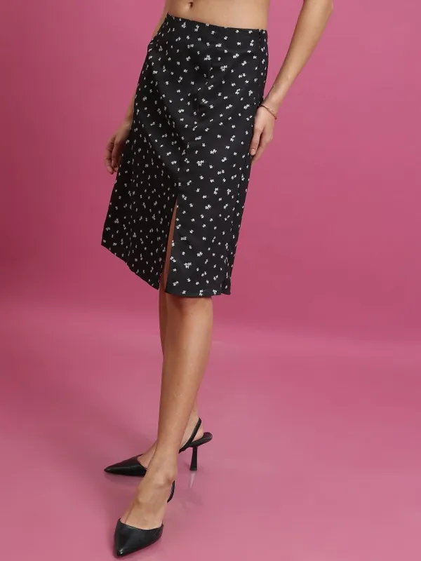 Tokyo Talkies Women Black Knee Length Skirt