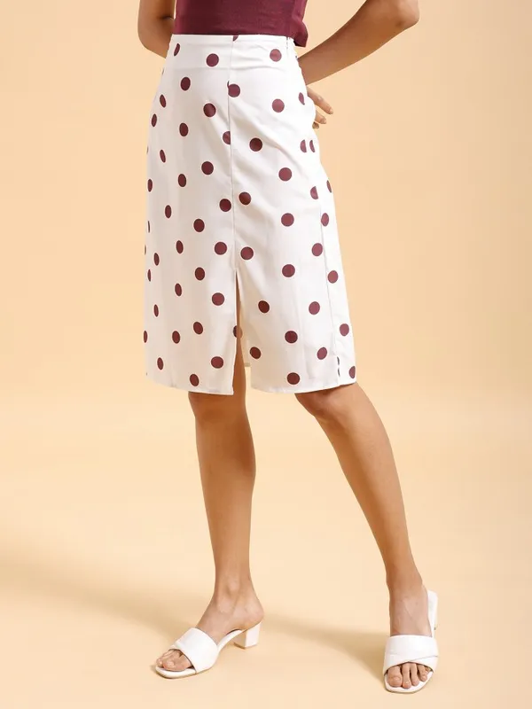  Tokyo Talkies Women White Midi Skirts