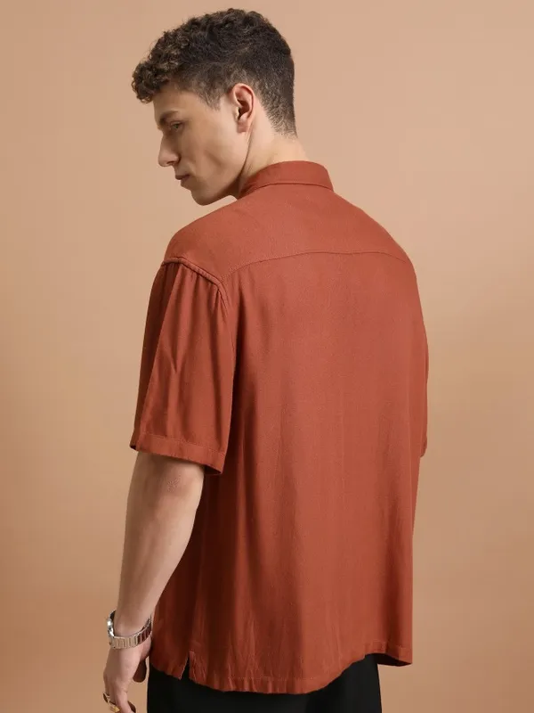 Highlander Men Rust Solid Oversized Fit Casual Shirt