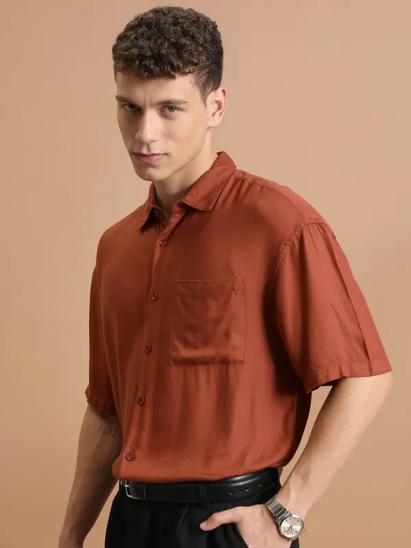 Highlander Men Rust Solid Oversized Fit Casual Shirt
