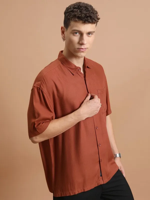 Highlander Men Rust Solid Oversized Fit Casual Shirt