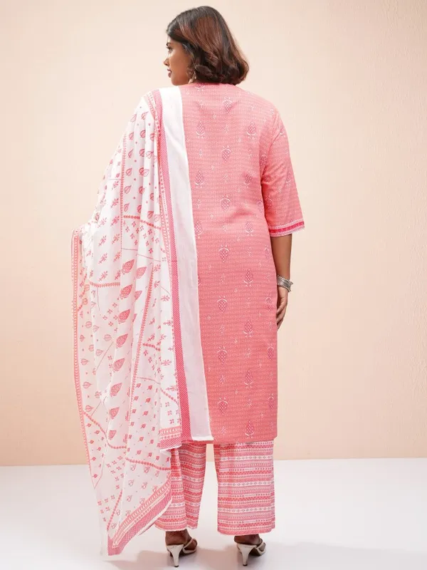 Vishudh Women Pink Plus Size Printed Kurta With Palazzo And Dupatta