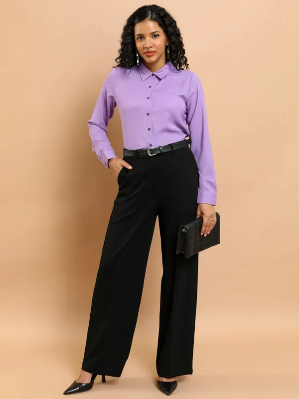 Women Solid Casual Shirt