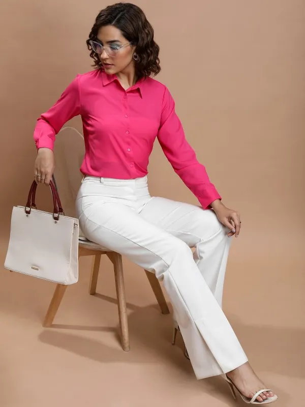  Tokyo Talkies Women Pink Solid Casual Shirts