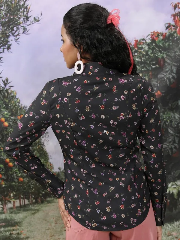  Tokyo Talkies Women Black Printed Casual Shirts