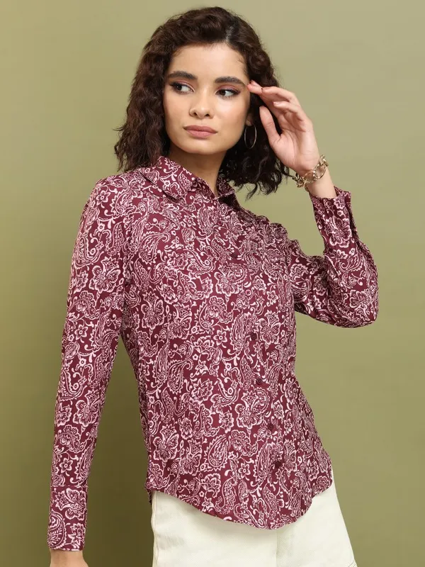  Tokyo Talkies Women Red Printed Casual Shirts