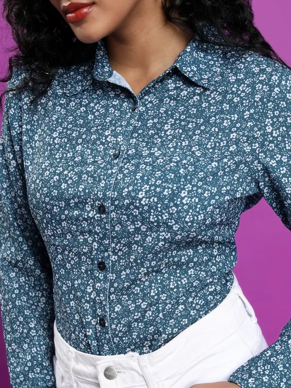  Tokyo Talkies Women Teal Printed Casual Shirts