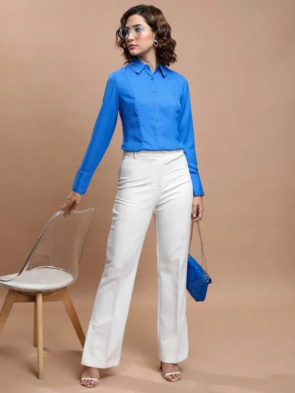  Tokyo Talkies Women Blue Solid Casual Shirts
