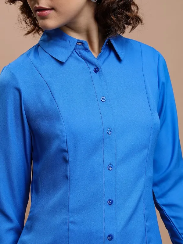  Tokyo Talkies Women Blue Solid Casual Shirts