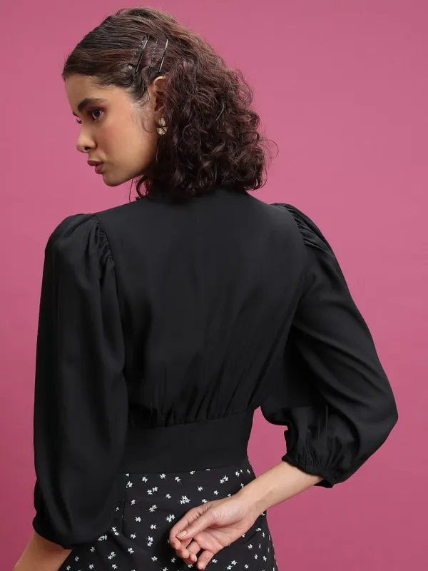Solid Regular Top