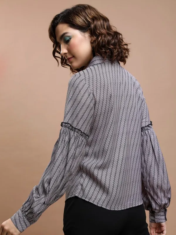 Printed Shirt Style Top