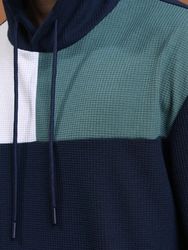  Highlander Men Multi Colourblocked Hood T-Shirts