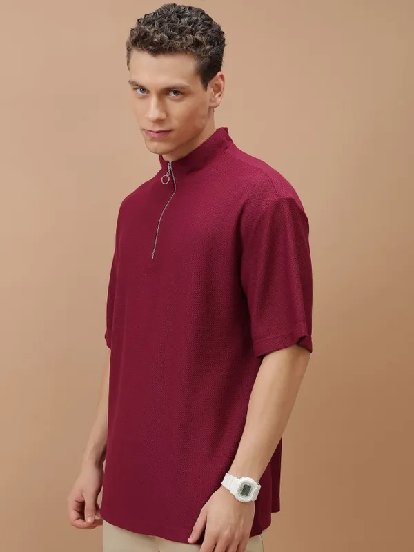  Highlander Men Red Solid High Neck T-Shirts