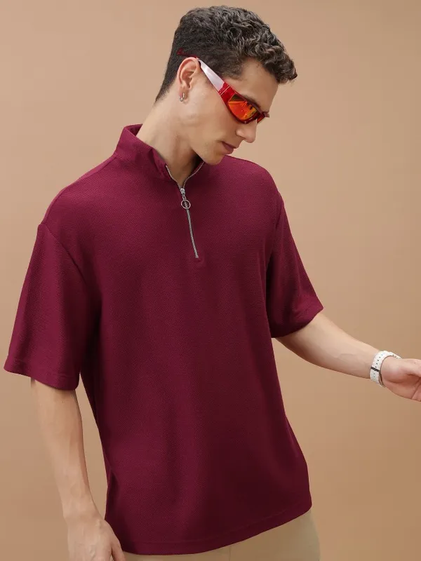  Highlander Men Red Solid High Neck T-Shirts