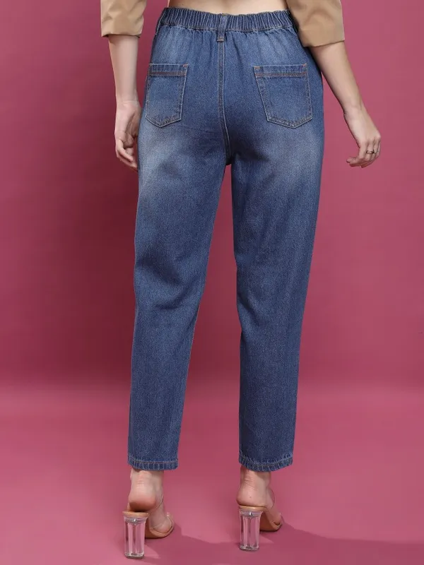 Women Relaxed Fit Jeans