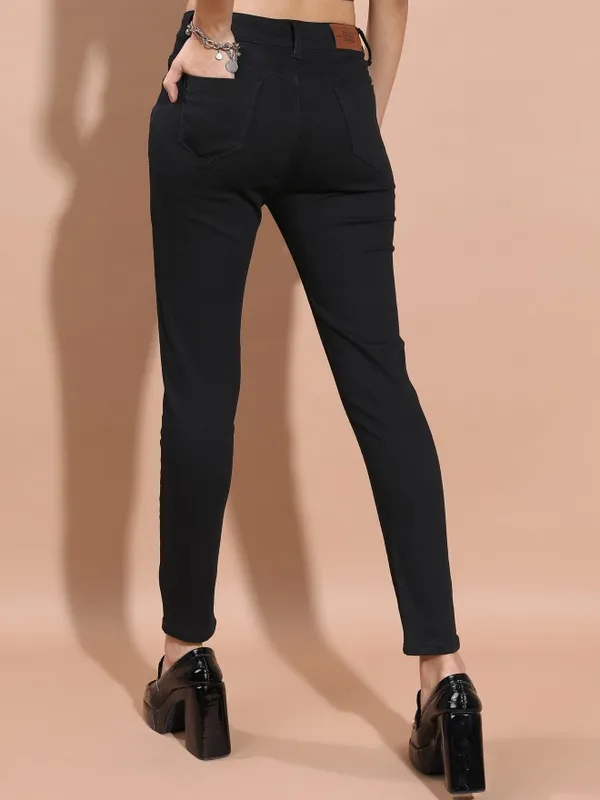  Tokyo Talkies Women Black Slim Fit Clean Look Jeans