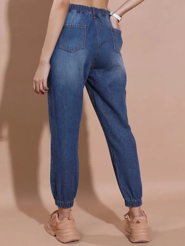 Women Tapered Fit Jeans