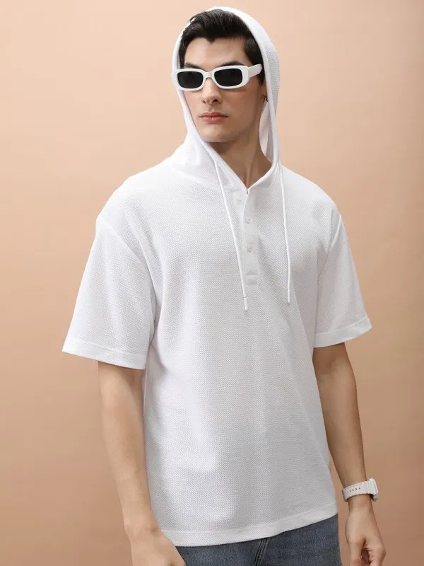  Highlander Men White Solid Hood T-Shirts