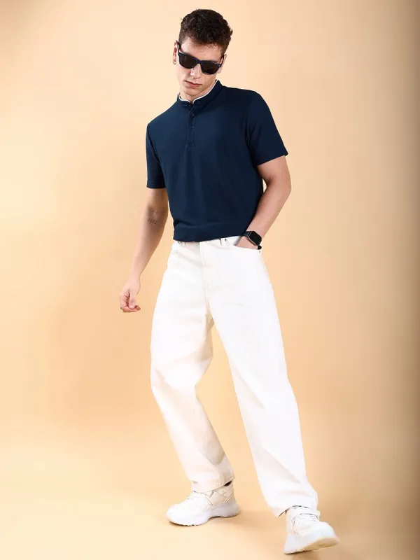  Highlander Men Navy Blue Solid Henley Neck T-Shirts