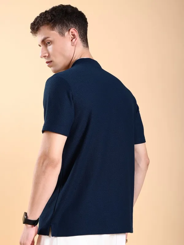  Highlander Men Navy Blue Solid Henley Neck T-Shirts