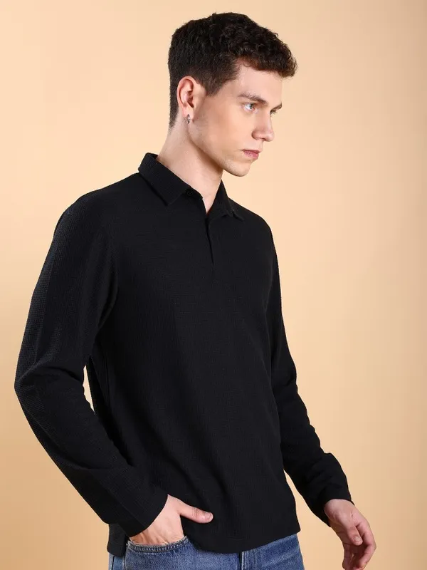 Men Solid Polo Collar T-Shirt
