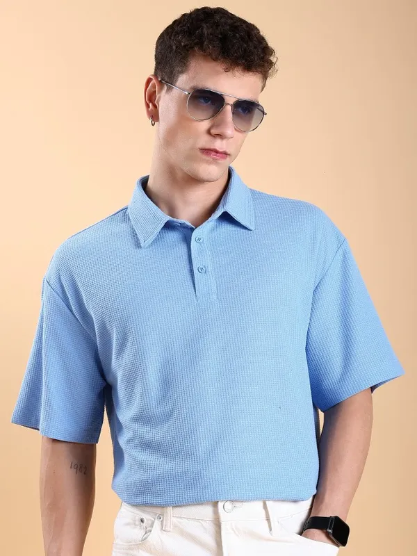 Highlander Men Blue Solid Oversized Fit Polo T-Shirt