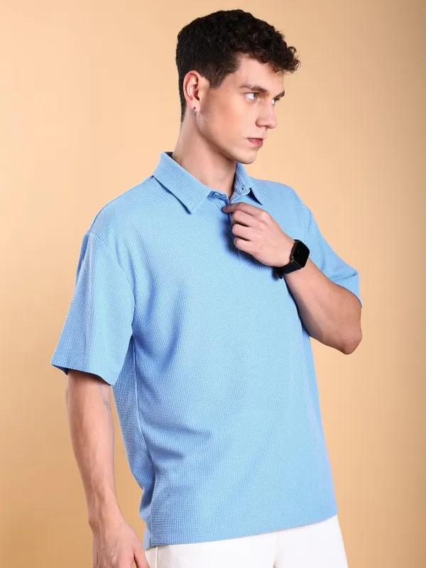 Highlander Men Blue Solid Oversized Fit Polo T-Shirt