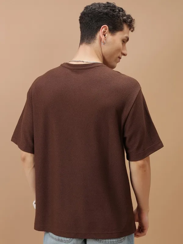  Highlander Men Brown Solid Round Neck T-Shirts