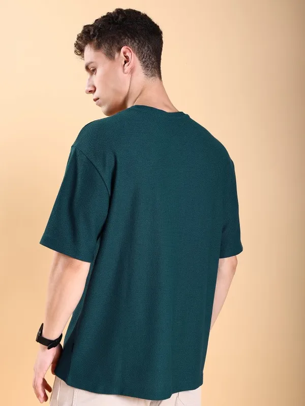  Highlander Men Teal Solid Round Neck T-Shirts