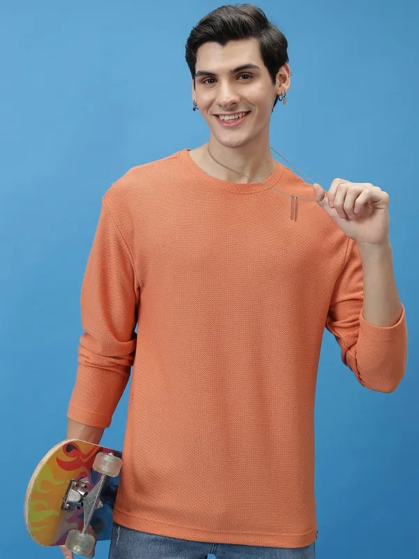  Highlander Men Orange Solid Round Neck T-Shirts