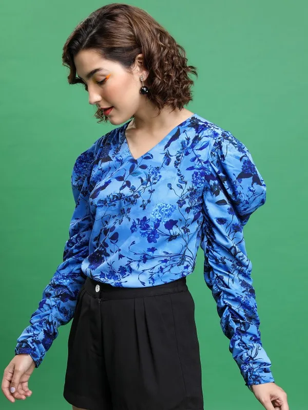 Tokyo Talkies Women Blue Printed Blouson Top