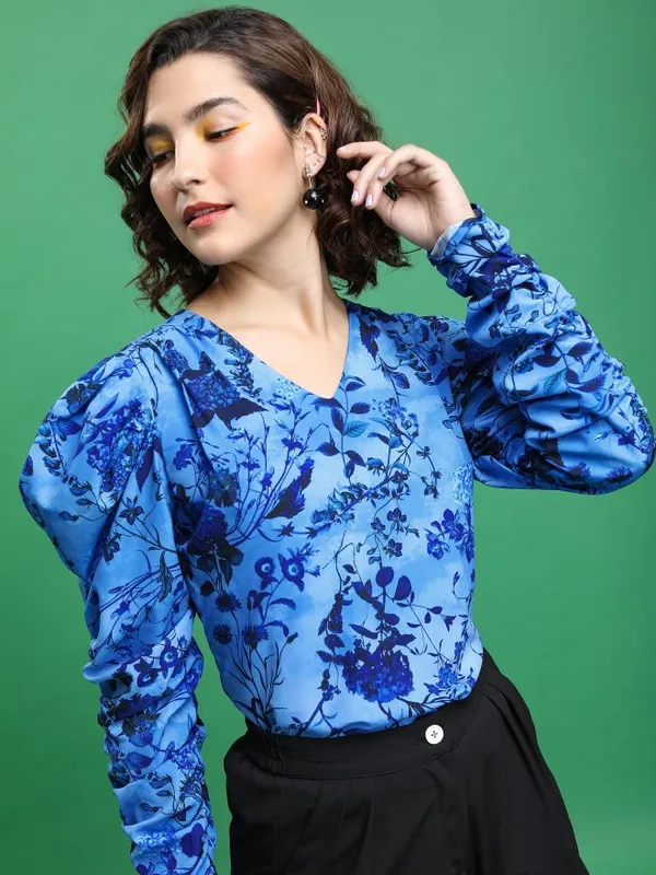 Tokyo Talkies Women Blue Printed Blouson Top