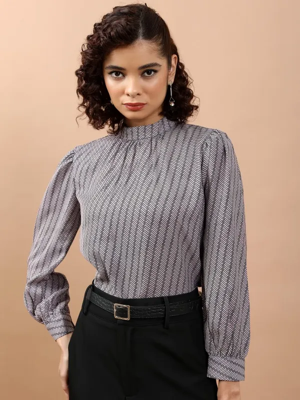 Printed Blouson Top