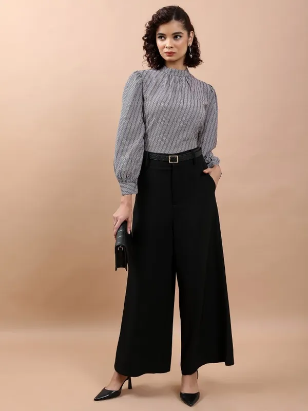 Printed Blouson Top
